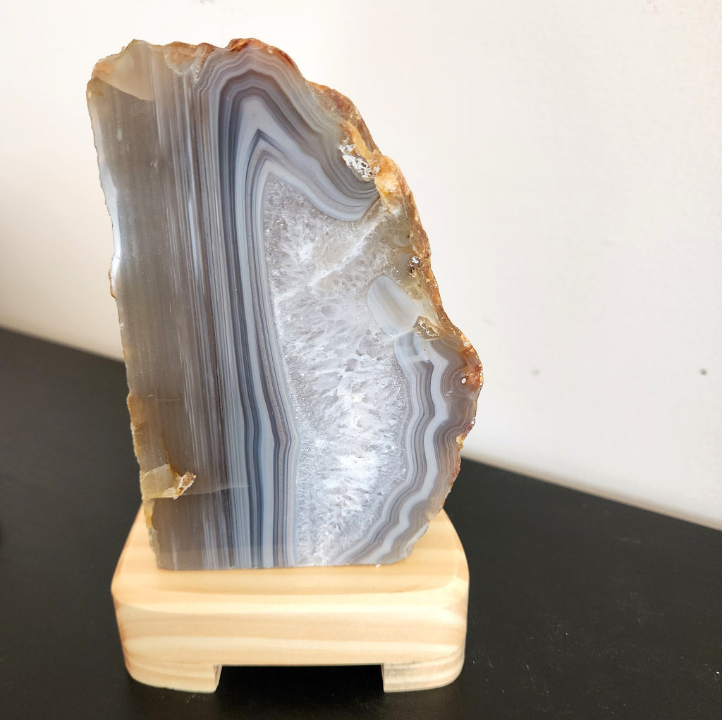 Elevated Calm Agate Lamp